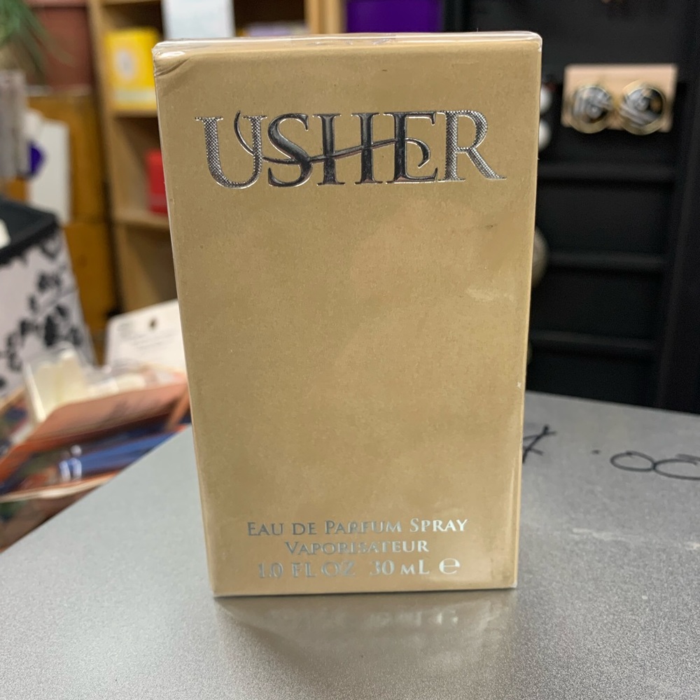 Usher Eau de Parfum Spray Vaporisateur 1.0 fl oz 30 ml